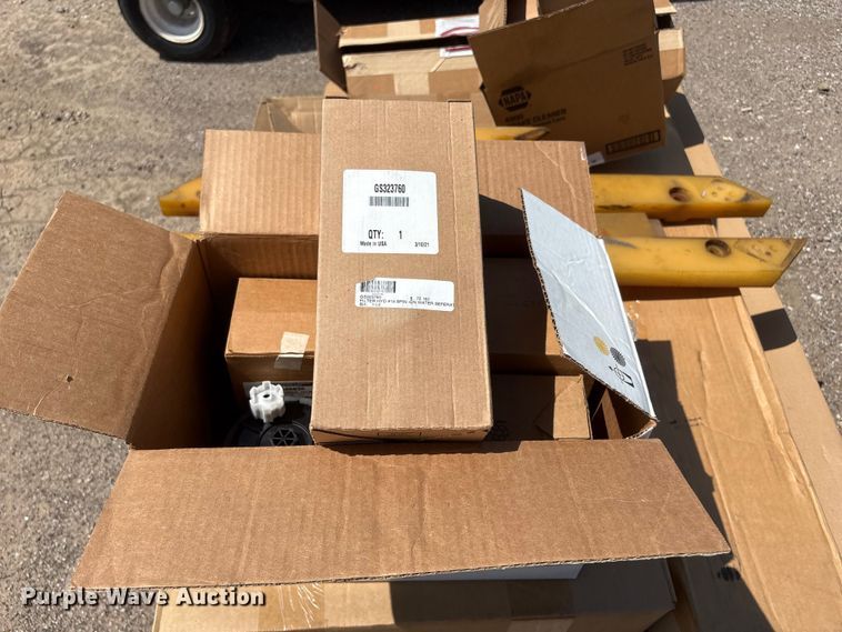 image for item DO5273 2019 Global M4HSD street sweeper truck
