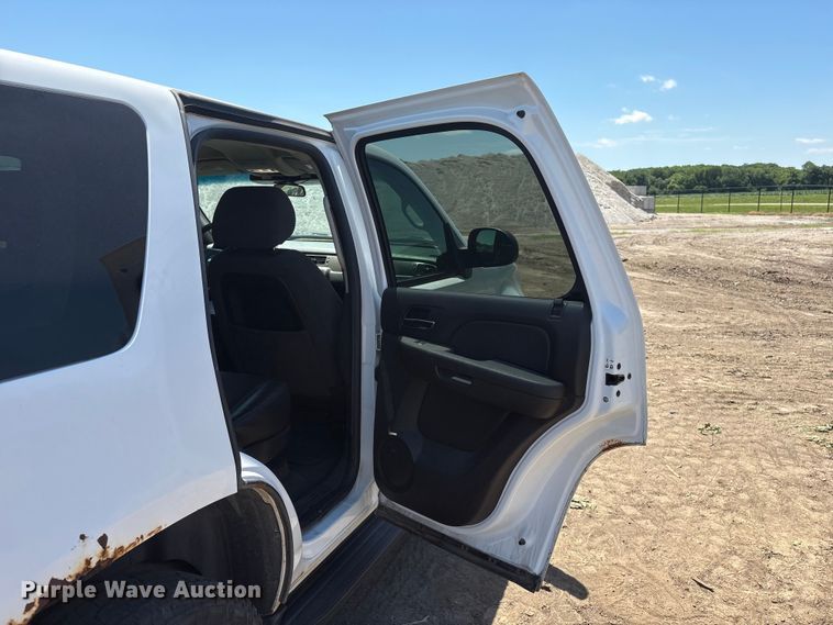 image for item DO5275 2009 Chevrolet Tahoe Police SUV