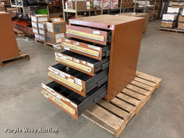 image for item DO5277 Steel cabinet
