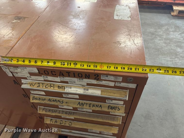 image for item DO5280 (2) cabinets