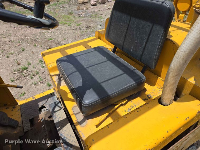 image for item DP8982 1970 Towmotor 502PG4024 forklift