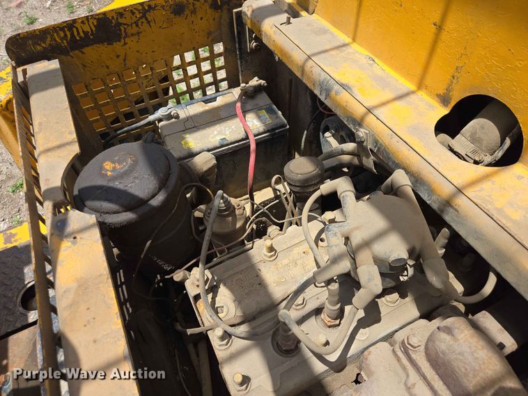 image for item DP8982 1970 Towmotor 502PG4024 forklift