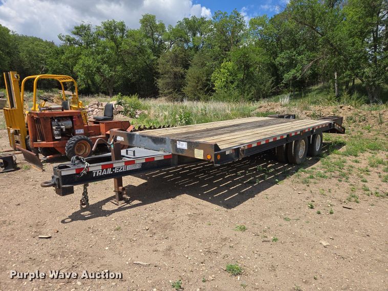 image for item DP8984 2003 Dakota Trail Eze TE24R24 equipment trailer