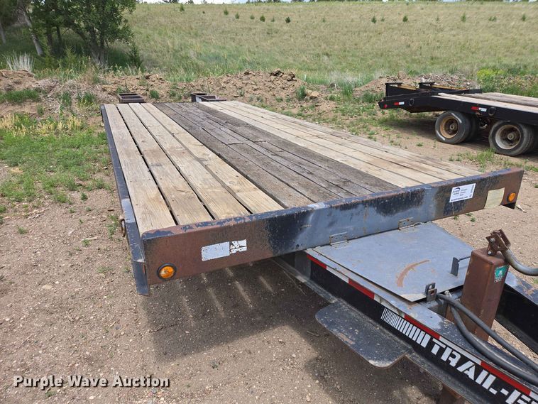 image for item DP8984 2003 Dakota Trail Eze TE24R24 equipment trailer
