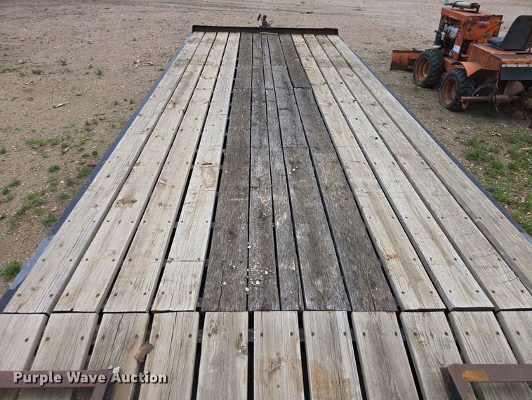 image for item DP8984 2003 Dakota Trail Eze TE24R24 equipment trailer