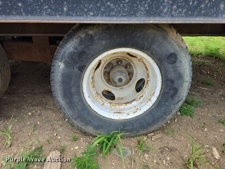 image for item DP8984 2003 Dakota Trail Eze TE24R24 equipment trailer