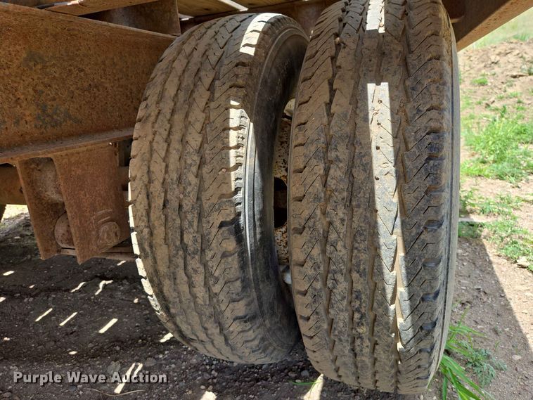 image for item DP8984 2003 Dakota Trail Eze TE24R24 equipment trailer