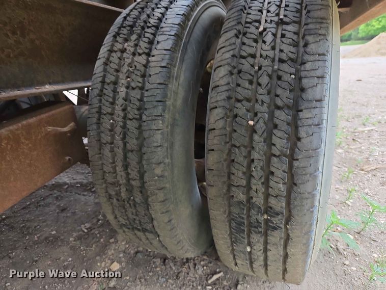 image for item DP8984 2003 Dakota Trail Eze TE24R24 equipment trailer