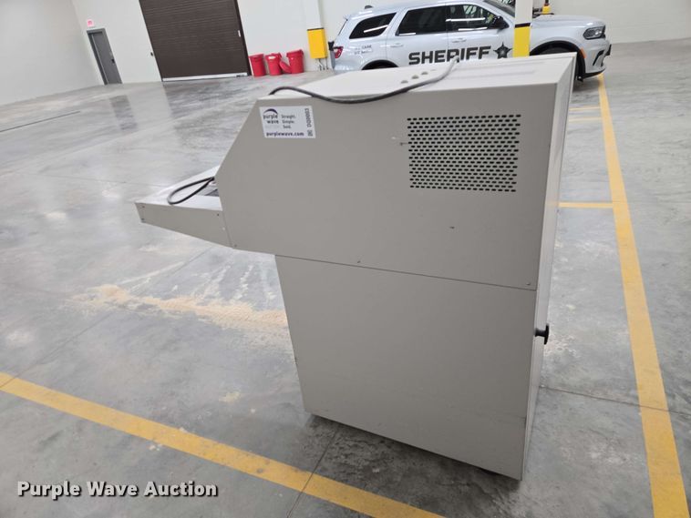 image for item DQ0003 Ideal 4107 paper shredder