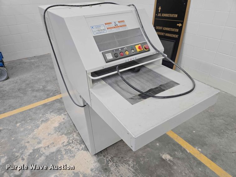 image for item DQ0003 Ideal 4107 paper shredder