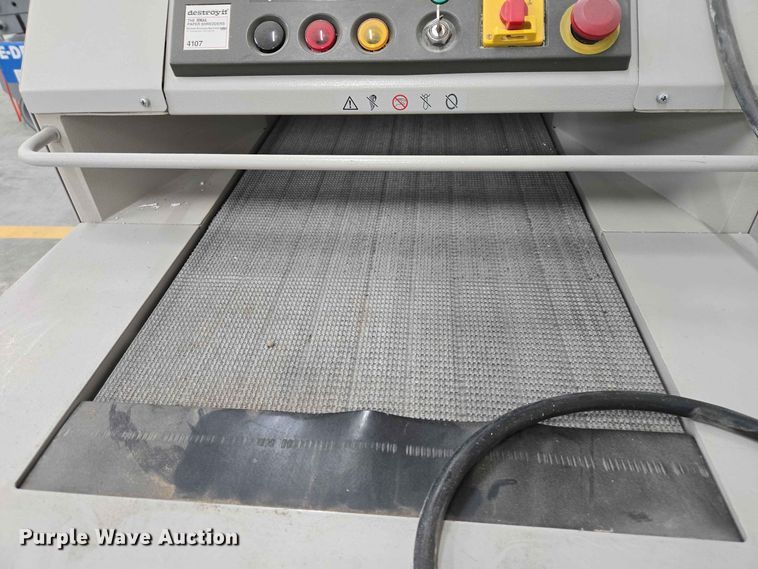 image for item DQ0003 Ideal 4107 paper shredder