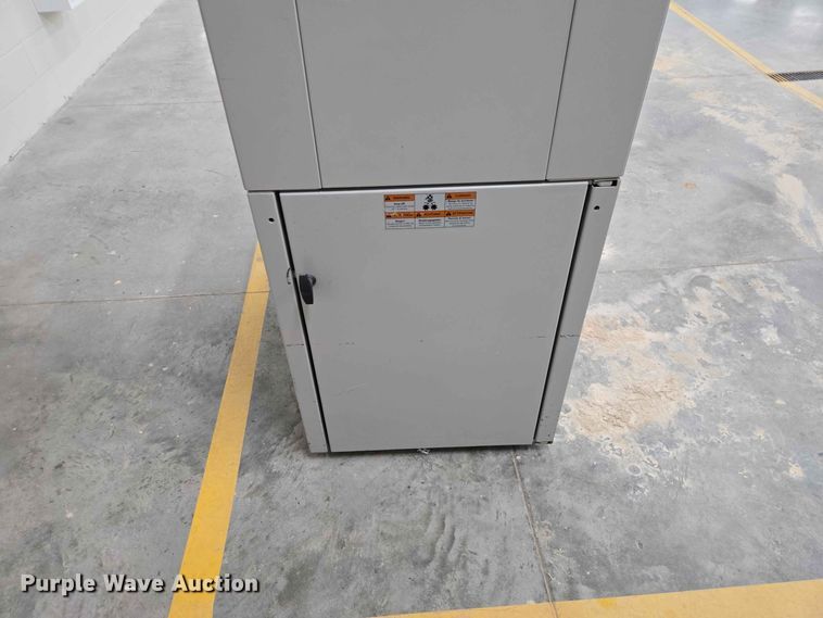 image for item DQ0003 Ideal 4107 paper shredder