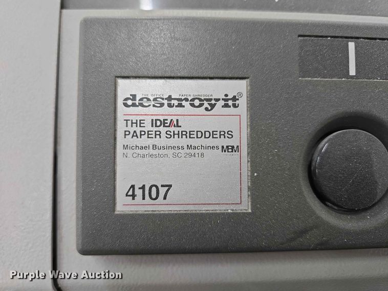 image for item DQ0003 Ideal 4107 paper shredder