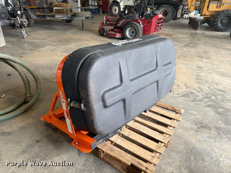 image for item DQ7873 Saltdog 004239 spreader