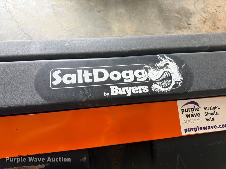 image for item DQ7873 Saltdog 004239 spreader