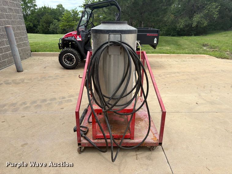 image for item DQ7875 Hotsy 981SS REL C hot pressure washer