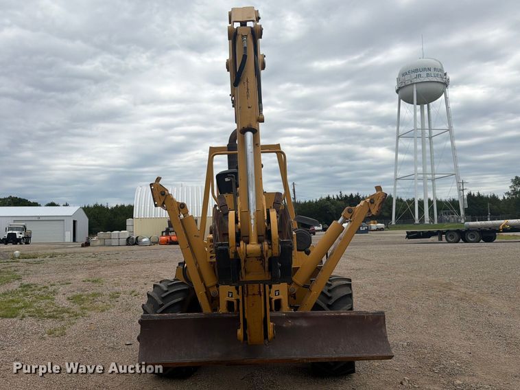 image for item DQ7877 2000 Vermeer V8550A trencher