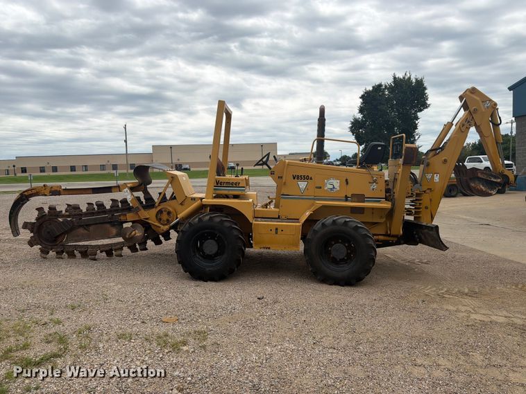 image for item DQ7877 2000 Vermeer V8550A trencher