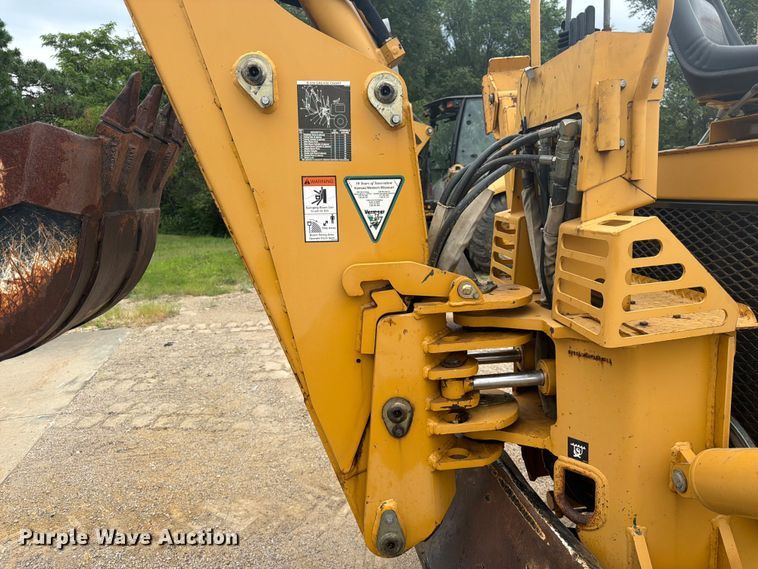 image for item DQ7877 2000 Vermeer V8550A trencher