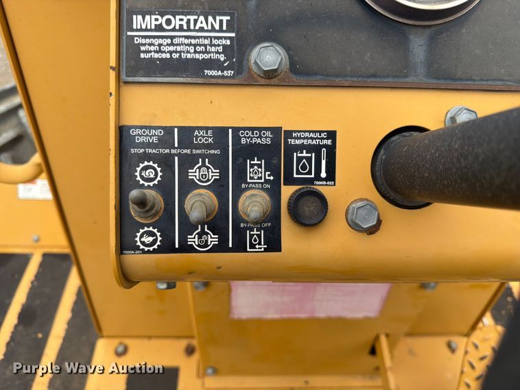 image for item DQ7877 2000 Vermeer V8550A trencher