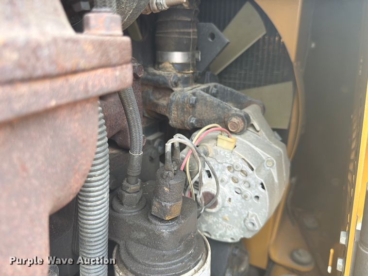 image for item DQ7877 2000 Vermeer V8550A trencher