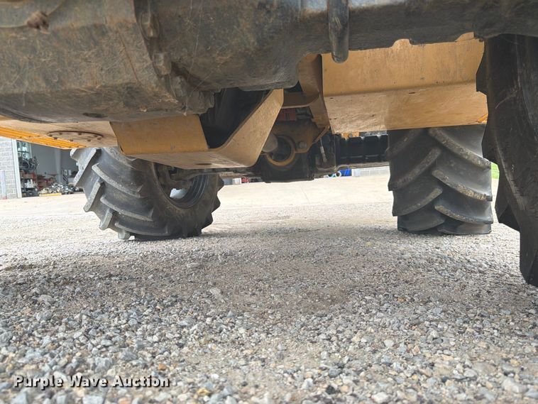 image for item DQ7877 2000 Vermeer V8550A trencher