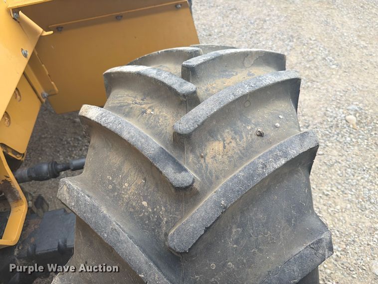 image for item DQ7877 2000 Vermeer V8550A trencher