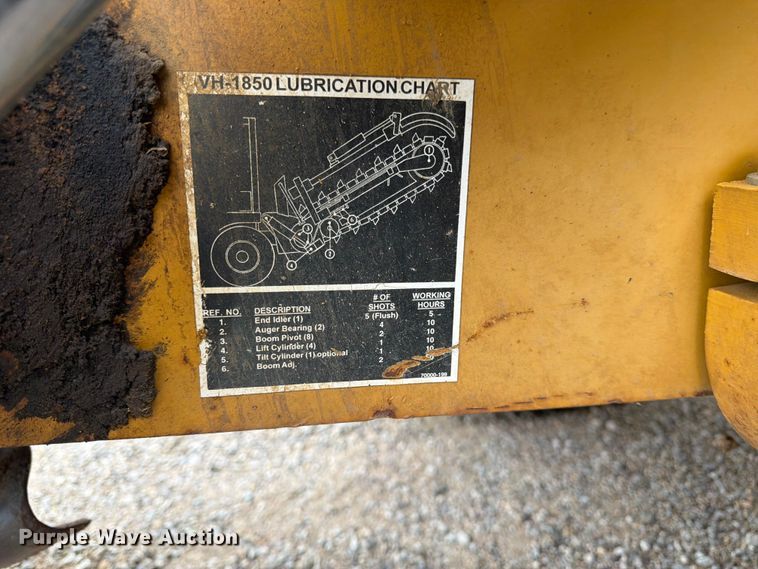 image for item DQ7877 2000 Vermeer V8550A trencher