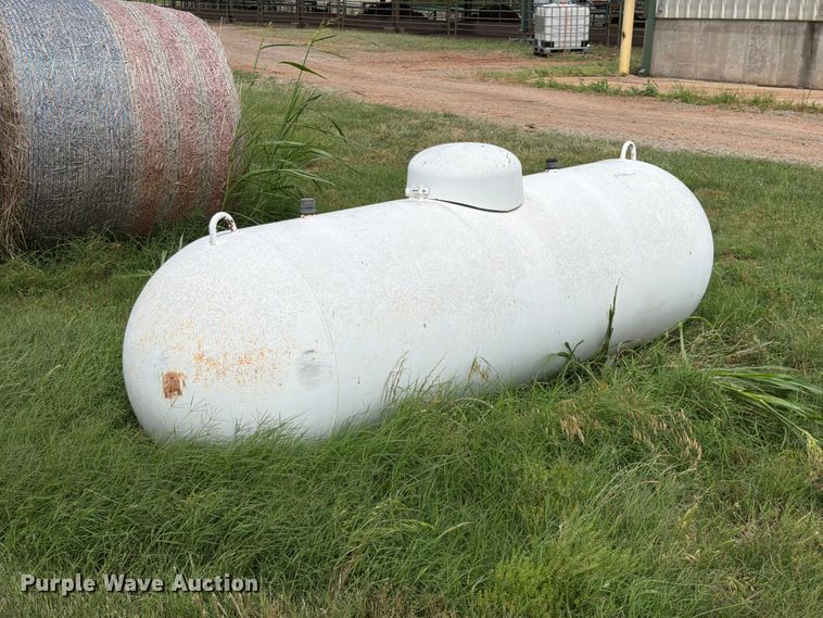image for item DR1069 2001 Trinity propane Tank