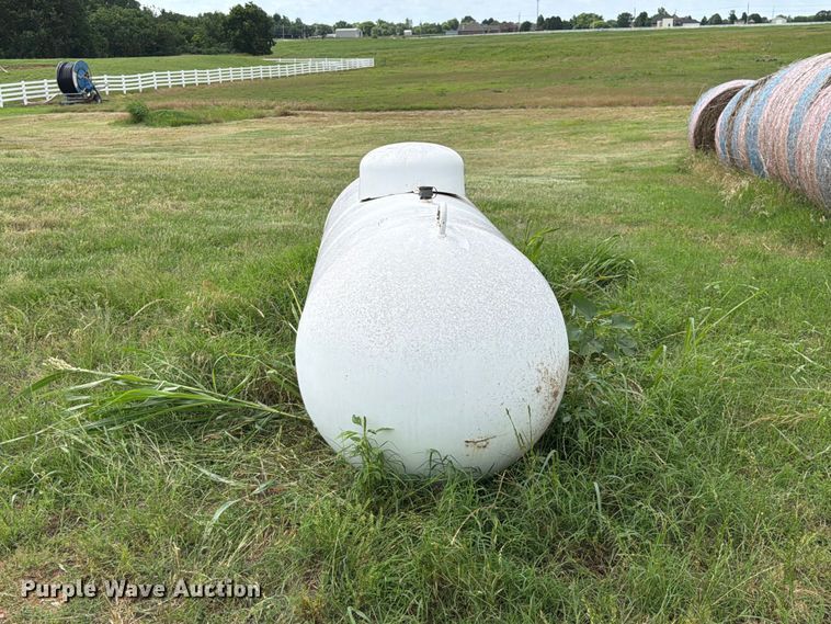image for item DR1069 2001 Trinity propane Tank