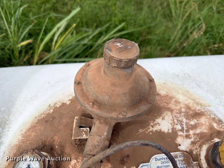 image for item DR1069 2001 Trinity propane Tank