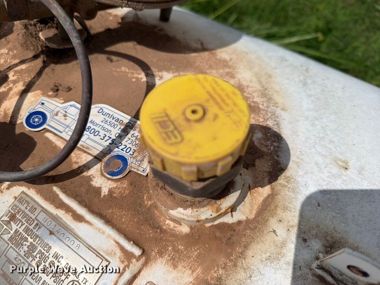 image for item DR1069 2001 Trinity propane Tank