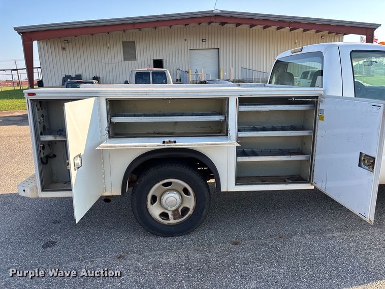 image for item DU6342 2008 Ford F350 Super Duty 