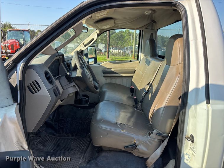 image for item DU6342 2008 Ford F350 Super Duty 
