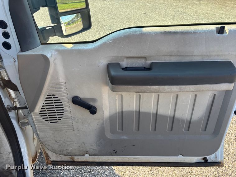 image for item DU6342 2008 Ford F350 Super Duty 