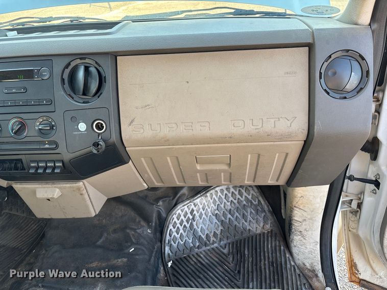 image for item DU6342 2008 Ford F350 Super Duty 