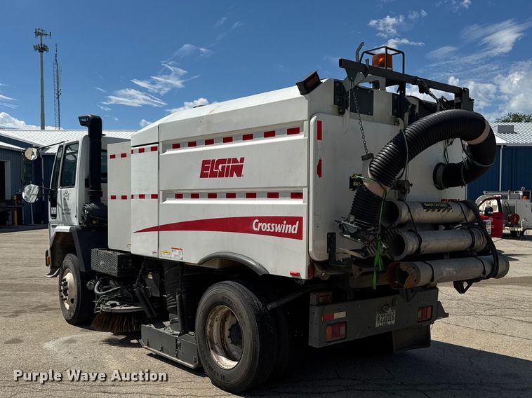 image for item DV2043 2005 Sterling SC8000 street sweeper truck