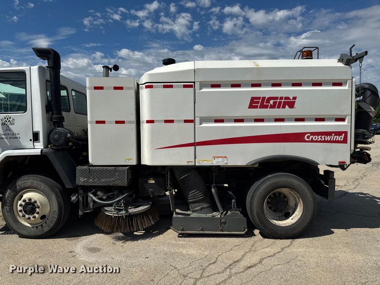 image for item DV2043 2005 Sterling SC8000 street sweeper truck