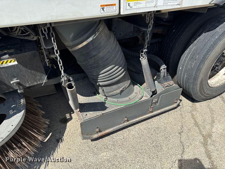 image for item DV2043 2005 Sterling SC8000 street sweeper truck