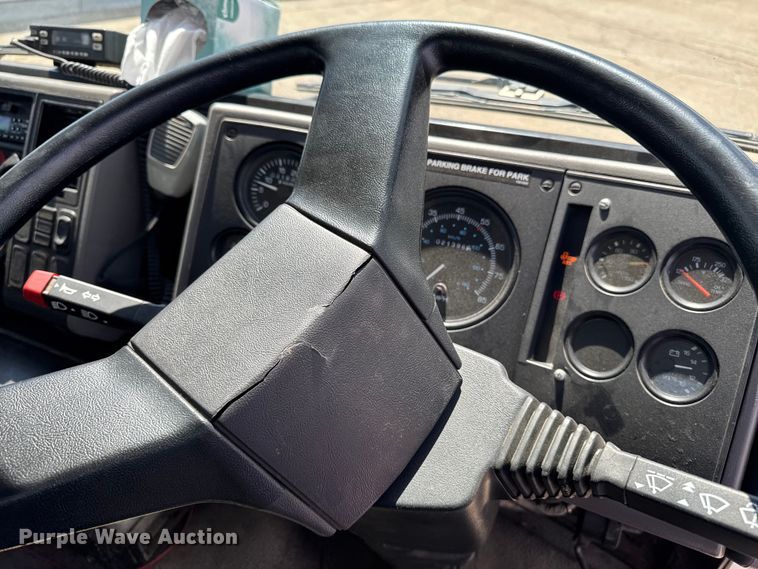 image for item DV2043 2005 Sterling SC8000 street sweeper truck