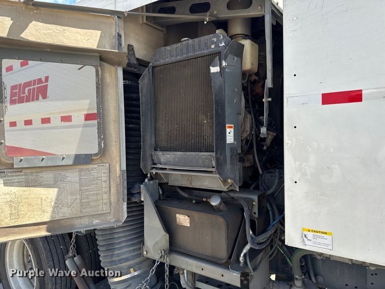 image for item DV2043 2005 Sterling SC8000 street sweeper truck