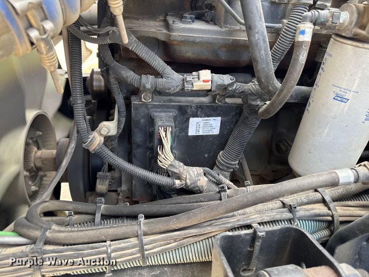 image for item DV2043 2005 Sterling SC8000 street sweeper truck
