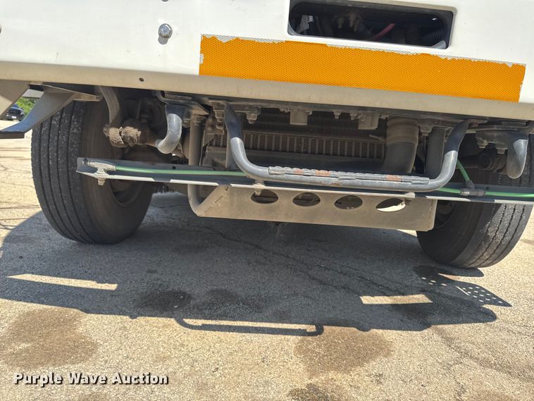 image for item DV2043 2005 Sterling SC8000 street sweeper truck