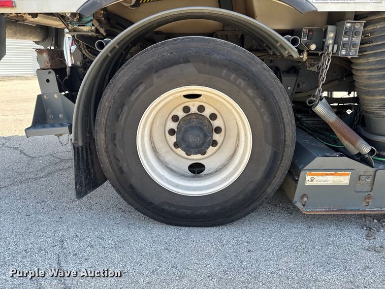 image for item DV2043 2005 Sterling SC8000 street sweeper truck