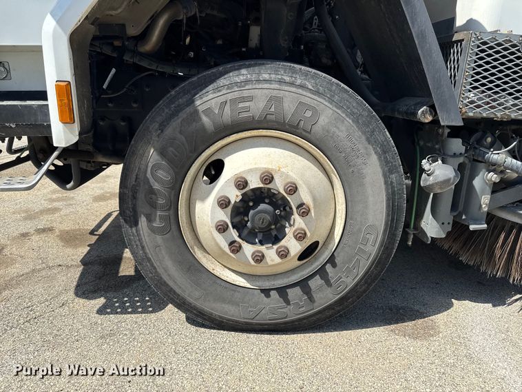 image for item DV2043 2005 Sterling SC8000 street sweeper truck
