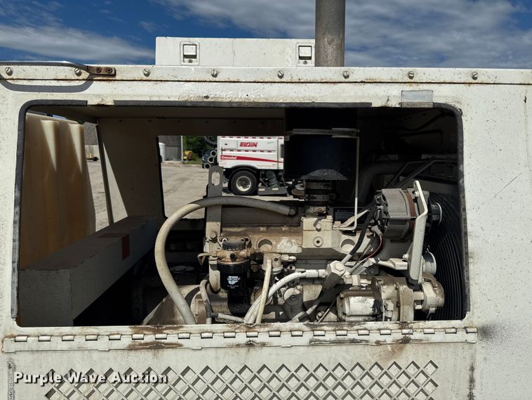 image for item DV2044 Sewer jetter trailer