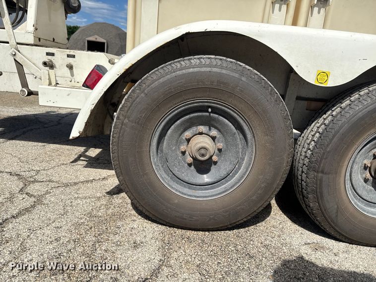 image for item DV2044 Sewer jetter trailer