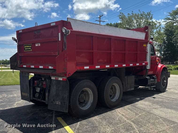 image for item DV2045 1994 International 4900 dump truck