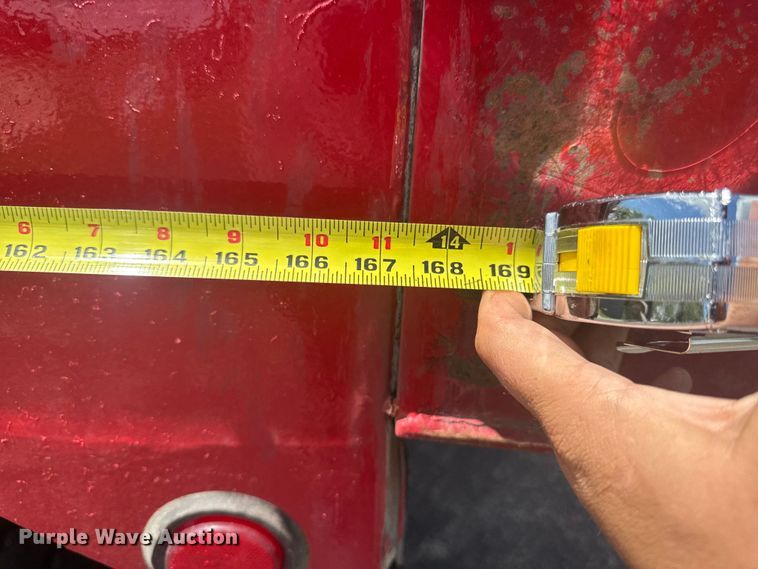 image for item DV2045 1994 International 4900 dump truck