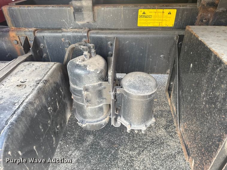 image for item DV2045 1994 International 4900 dump truck